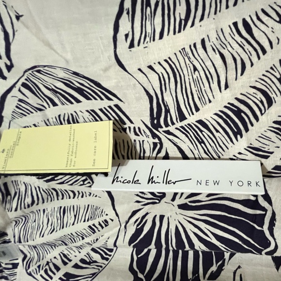 Size Large linen blend pants with tags - Picture 4 of 7